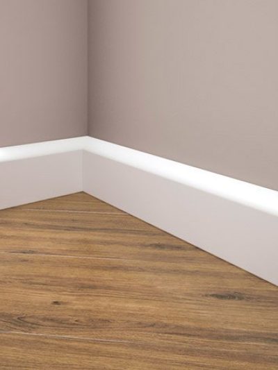 Plinta decorativa alba din DUROTEC 04